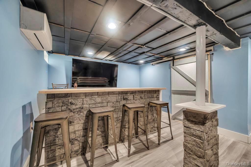 Single Family Lee  Nassau County, NY 11801, MLS-922014-27