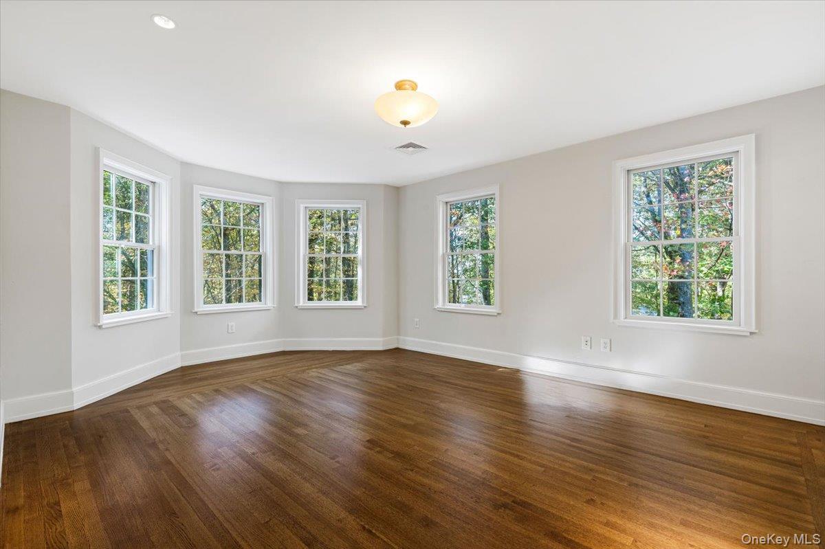 Single Family Whittier Hills Westchester County, NY 10560, MLS-922018-20