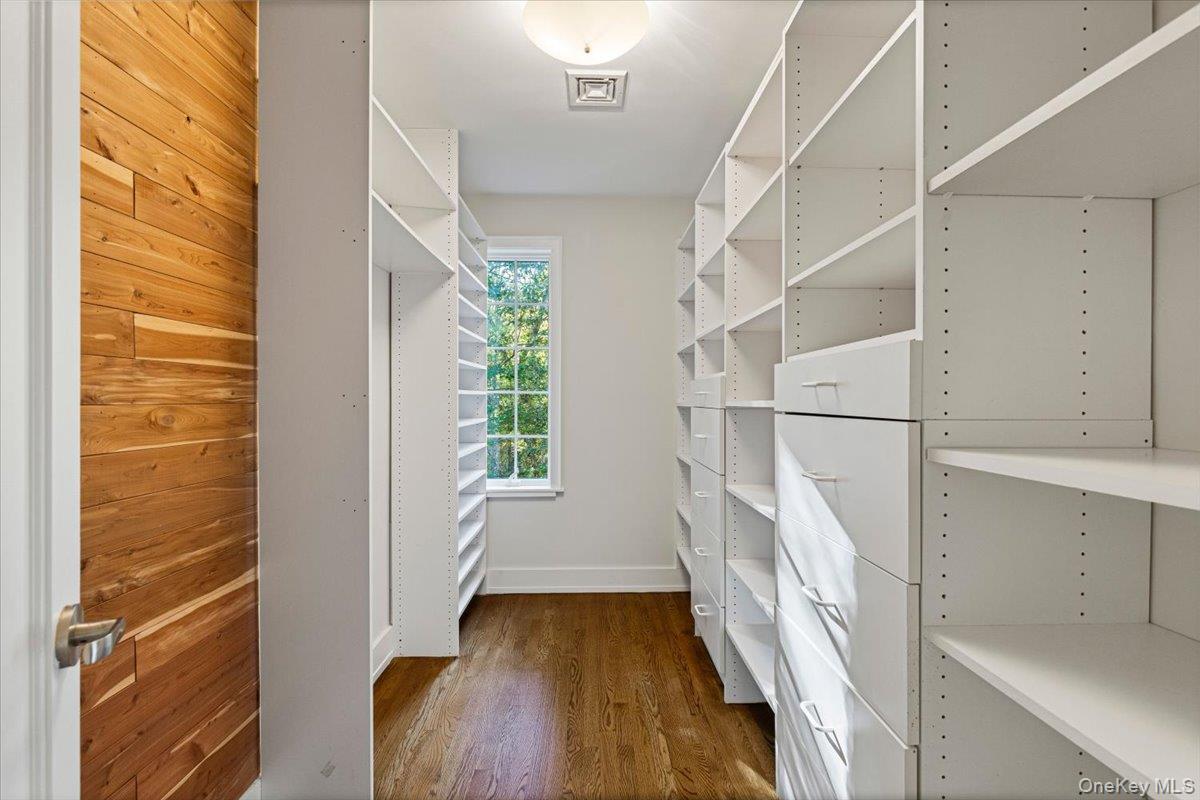 Single Family Whittier Hills Westchester County, NY 10560, MLS-922018-22