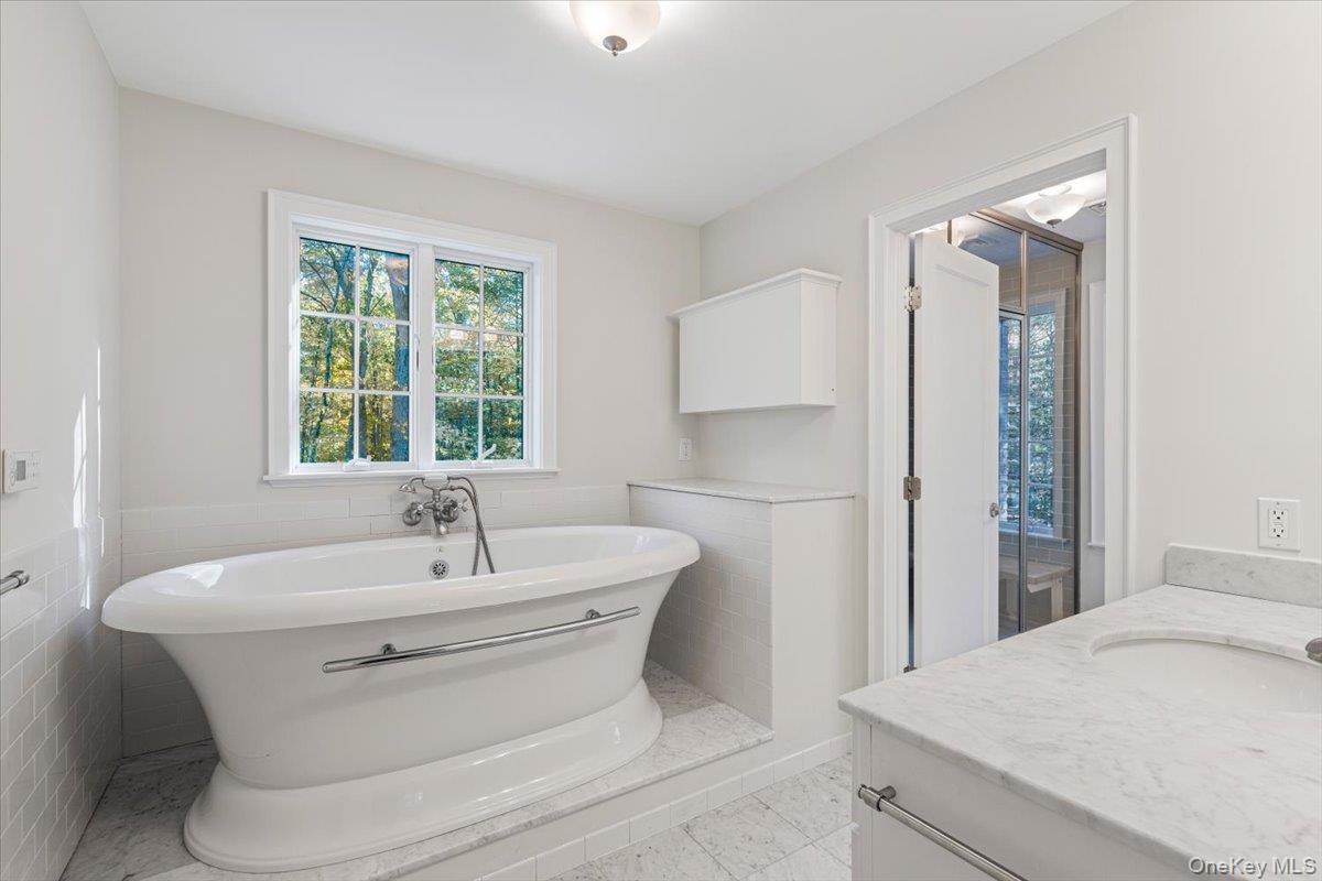 Single Family Whittier Hills Westchester County, NY 10560, MLS-922018-23