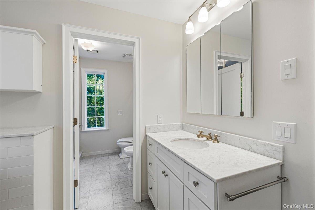 Single Family Whittier Hills Westchester County, NY 10560, MLS-922018-24