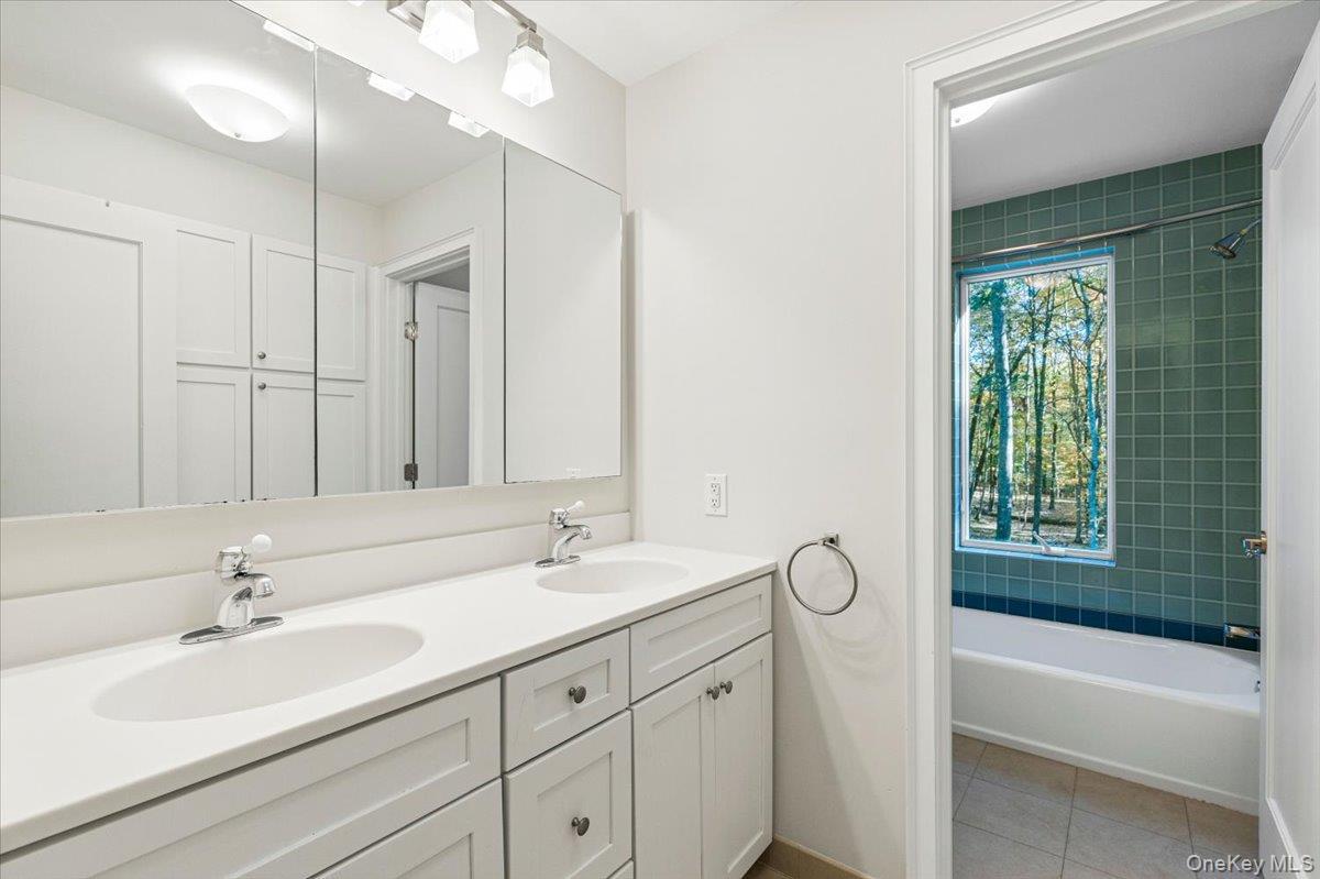 Single Family Whittier Hills Westchester County, NY 10560, MLS-922018-28