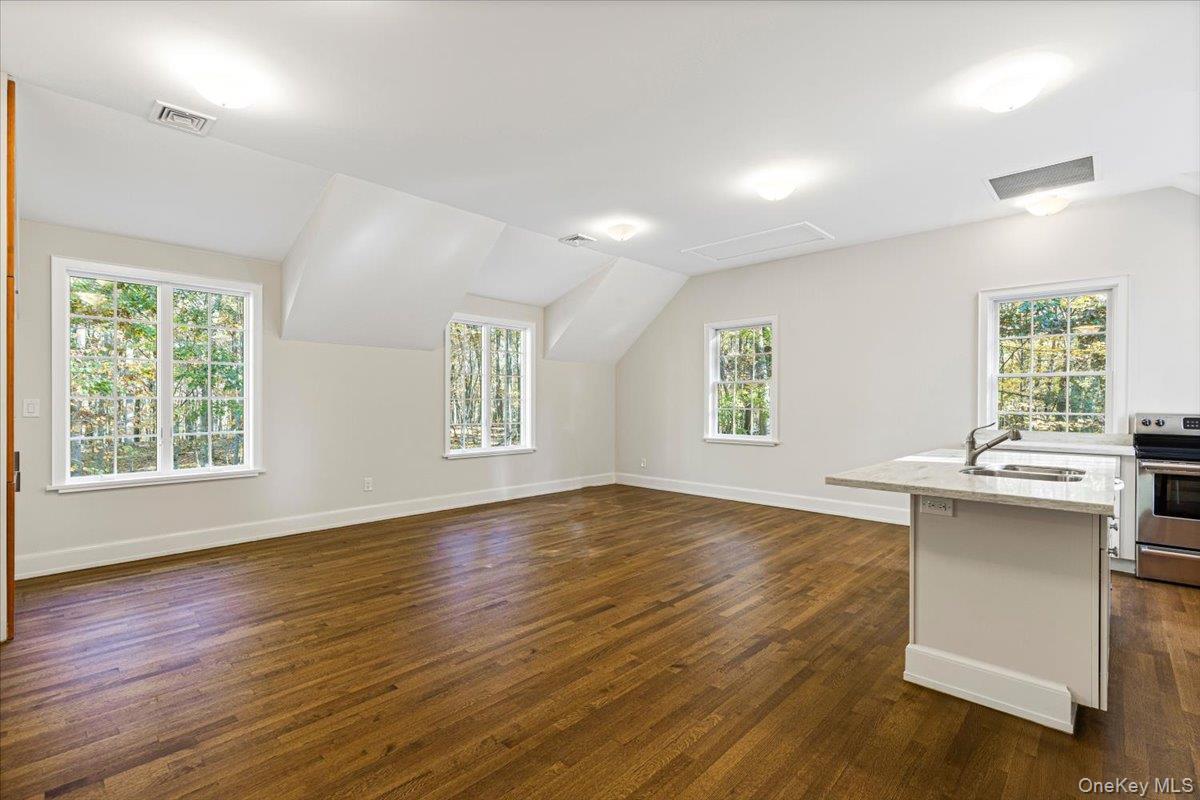 Single Family Whittier Hills Westchester County, NY 10560, MLS-922018-34