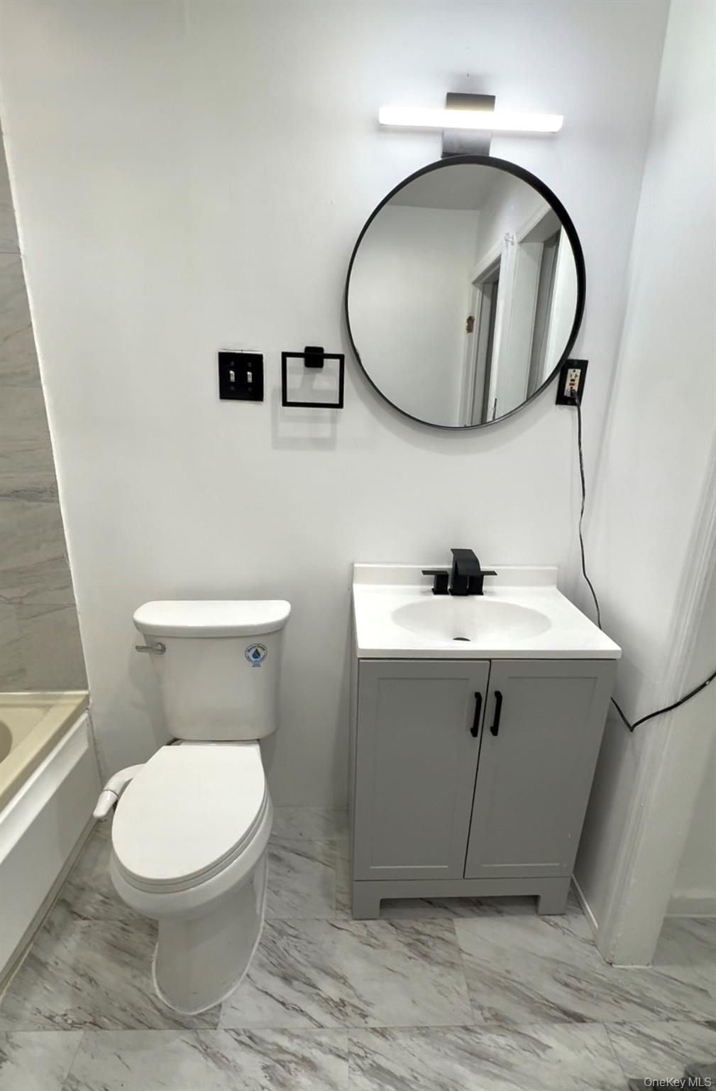 Single Family Weller Queens, NY 11422, MLS-922020-6