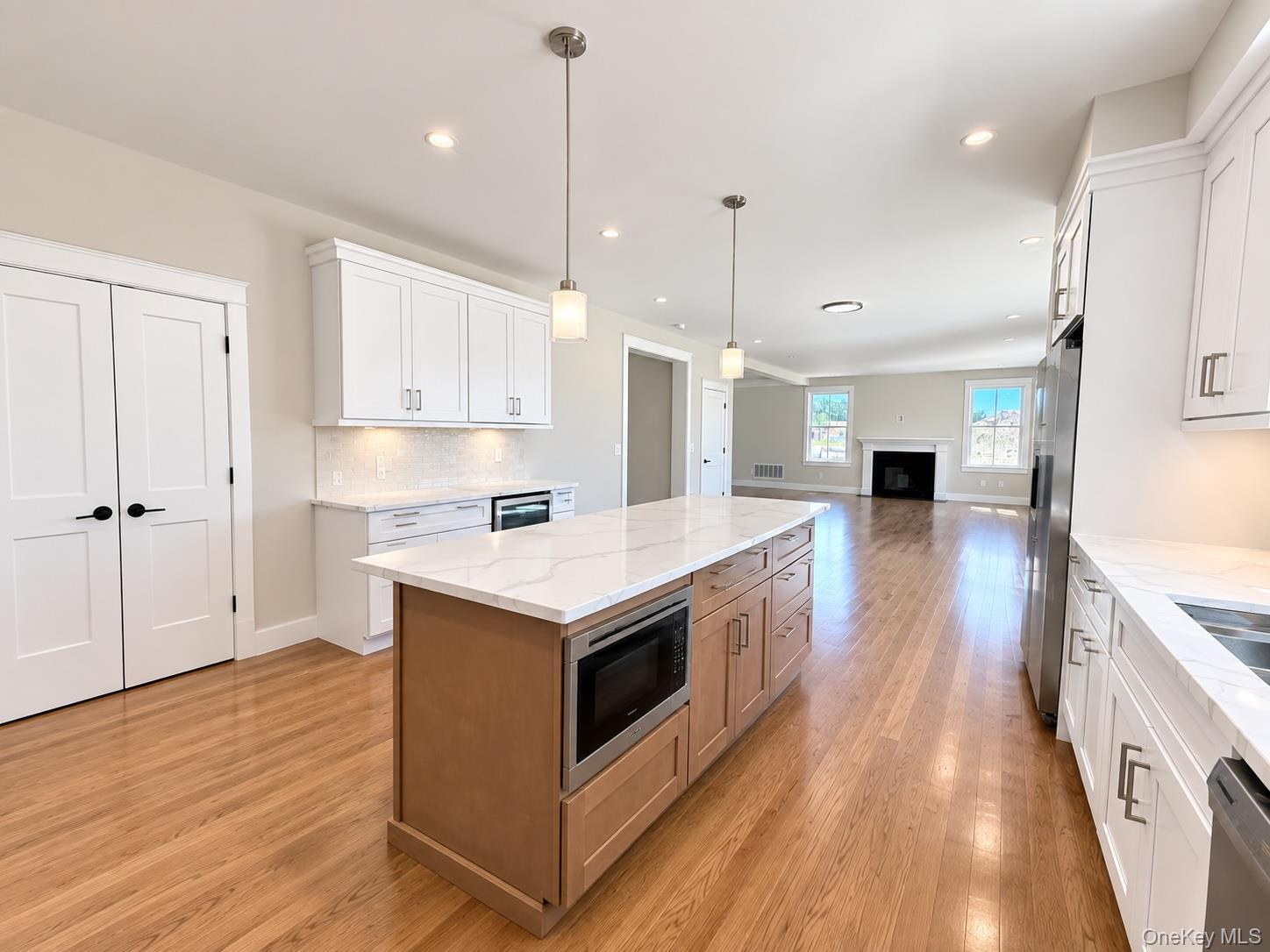 Single Family Gail Circle Suffolk County, NY 11778, MLS-922028-12