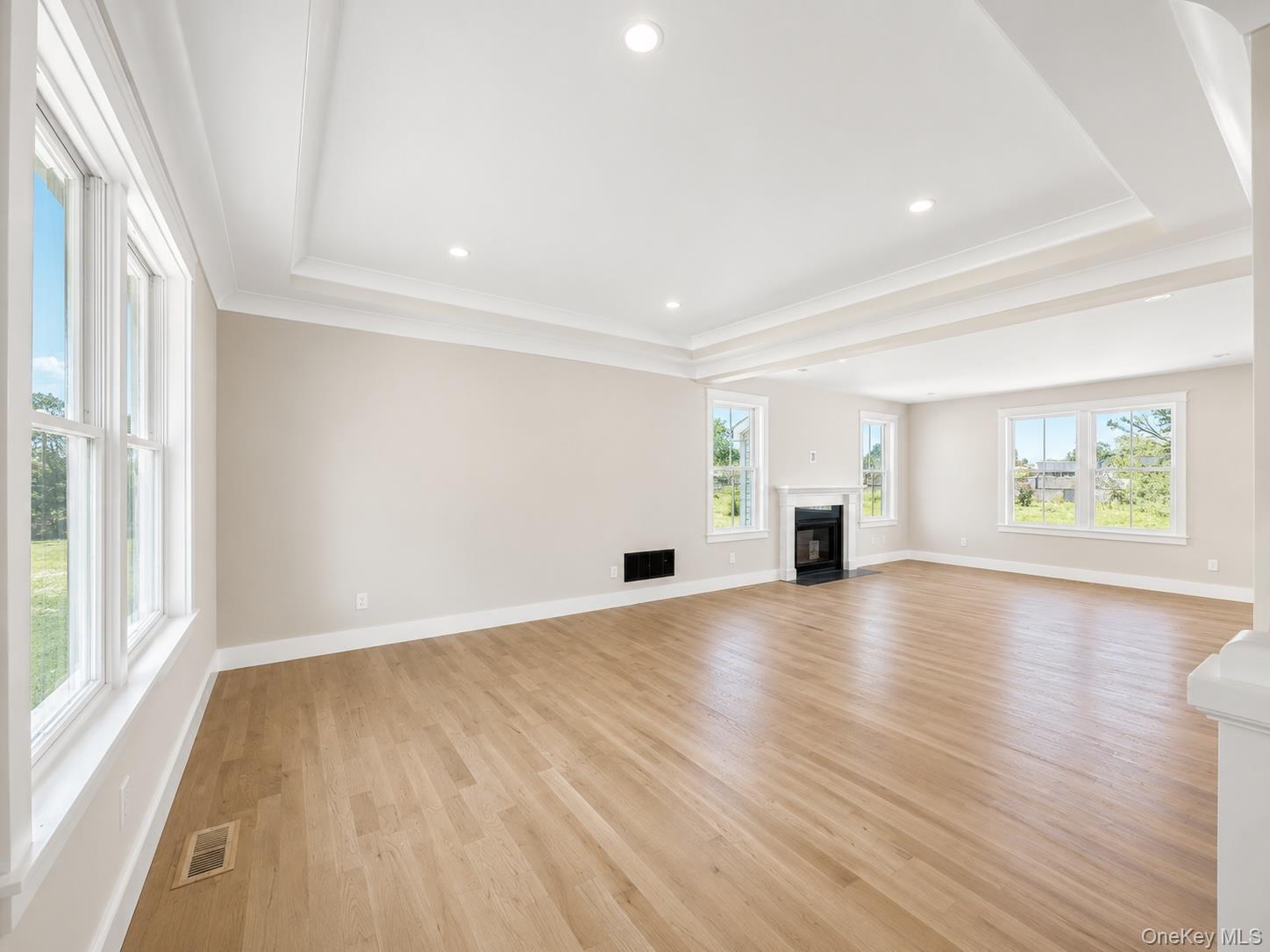Single Family Gail Circle Suffolk County, NY 11778, MLS-922028-16