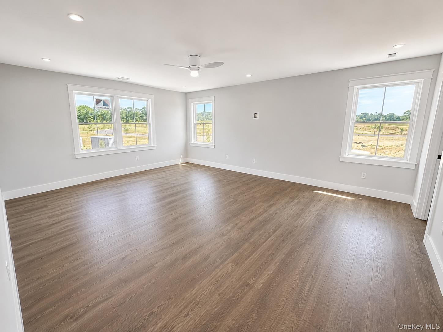 Single Family Gail Circle Suffolk County, NY 11778, MLS-922028-22