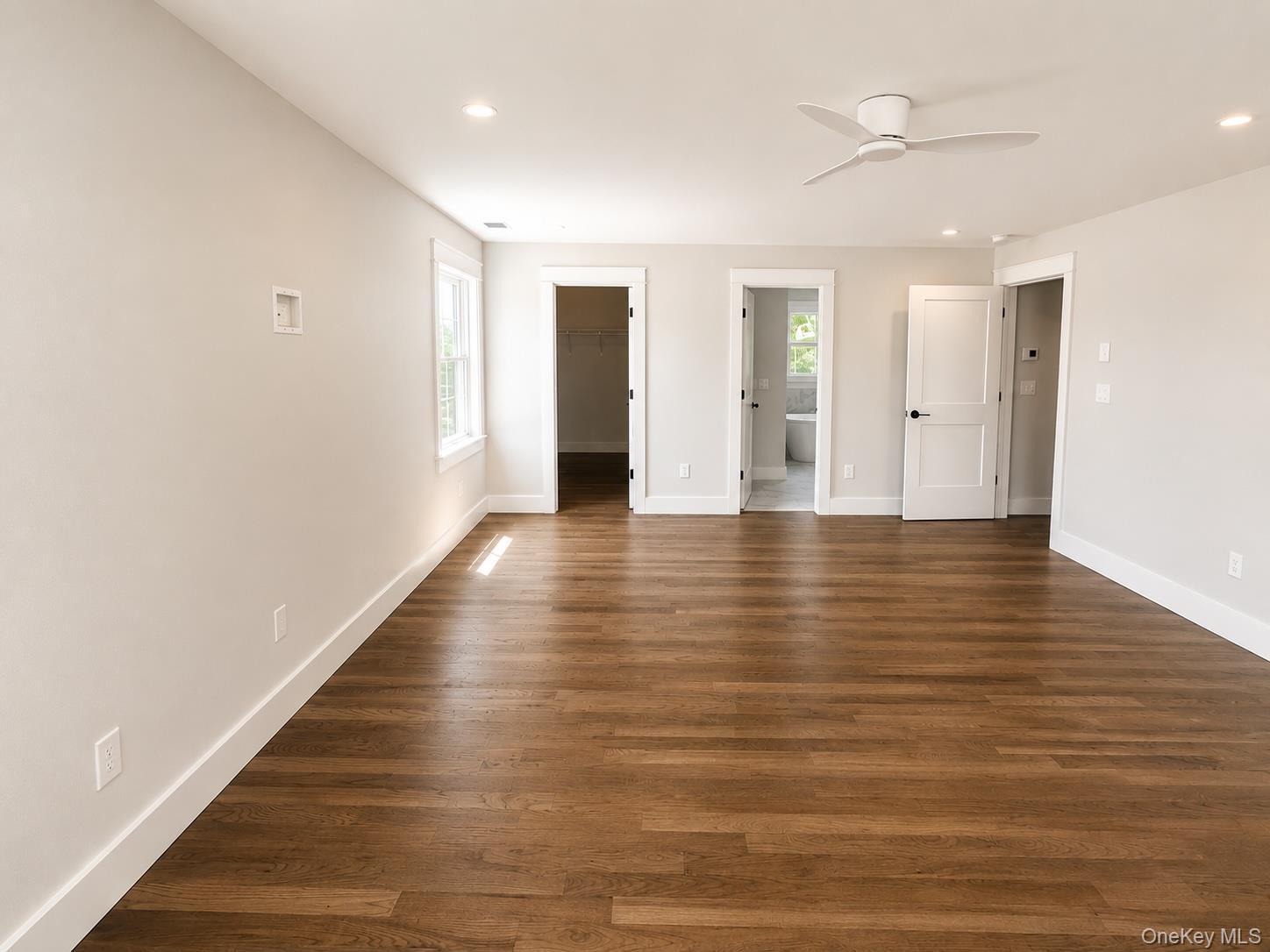 Single Family Gail Circle Suffolk County, NY 11778, MLS-922028-24