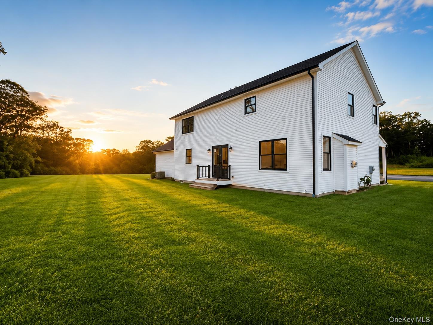 Single Family Gail Circle Suffolk County, NY 11778, MLS-922028-40