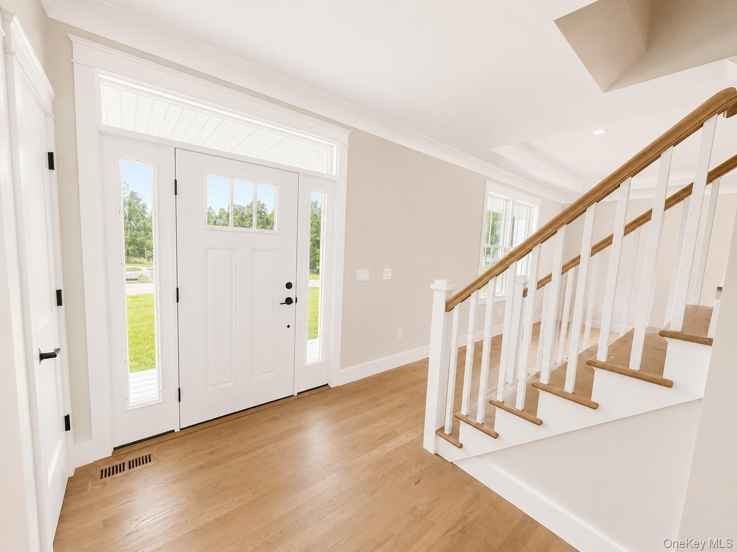 Single Family Gail Circle Suffolk County, NY 11778, MLS-922028-6