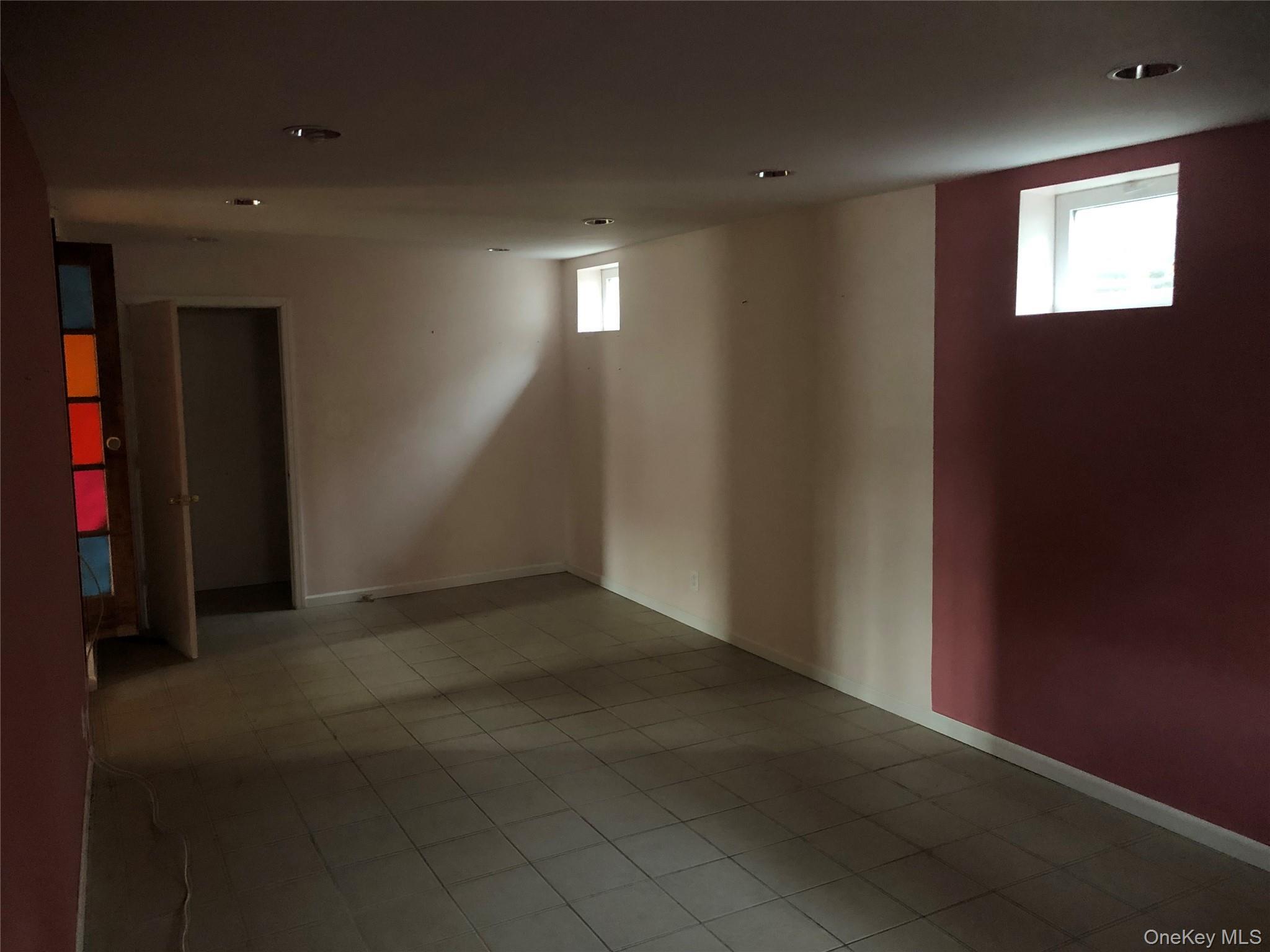 Single Family Northern Nassau County, NY 11576, MLS-922036-17