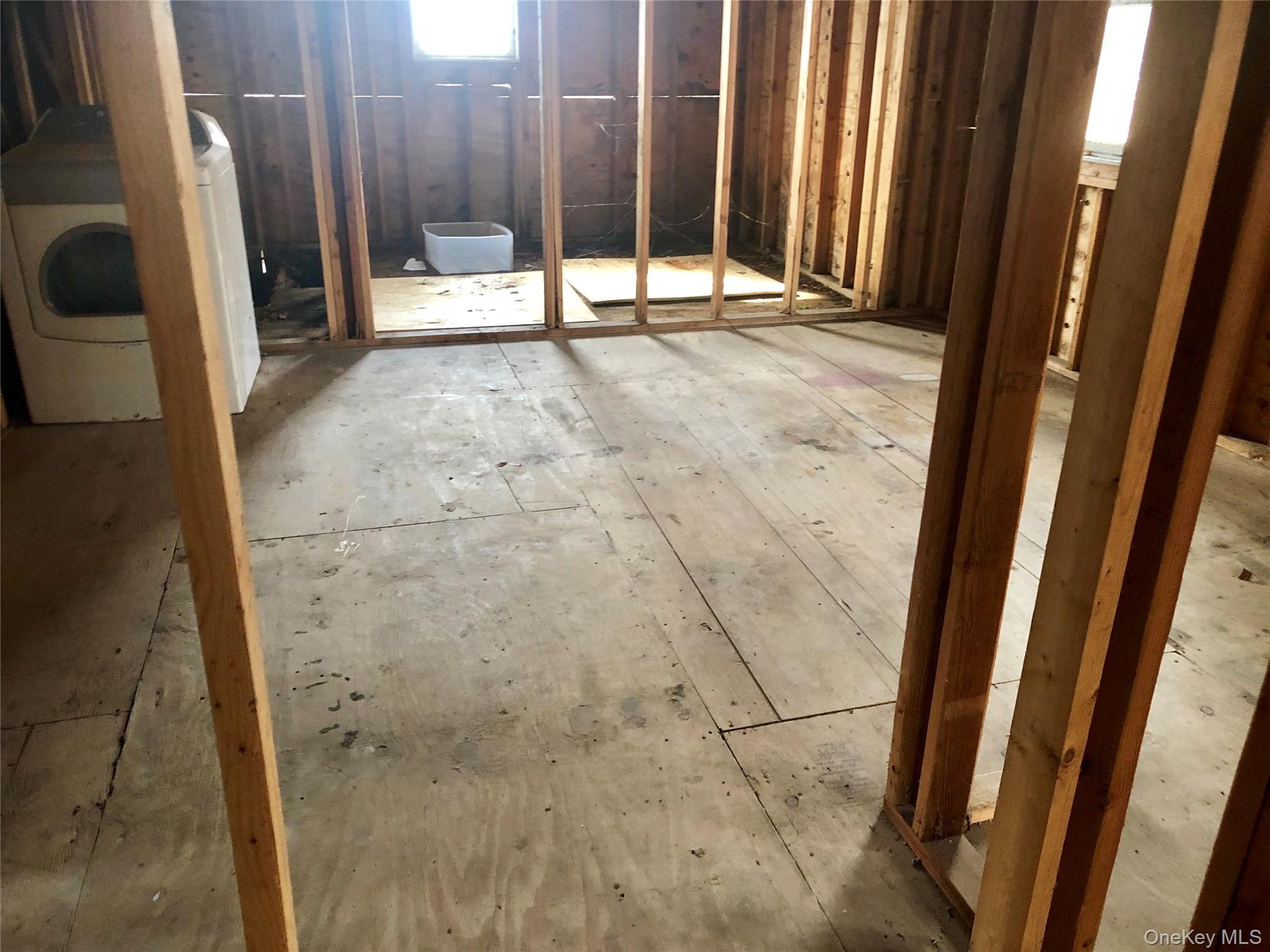 Single Family Northern Nassau County, NY 11576, MLS-922036-24