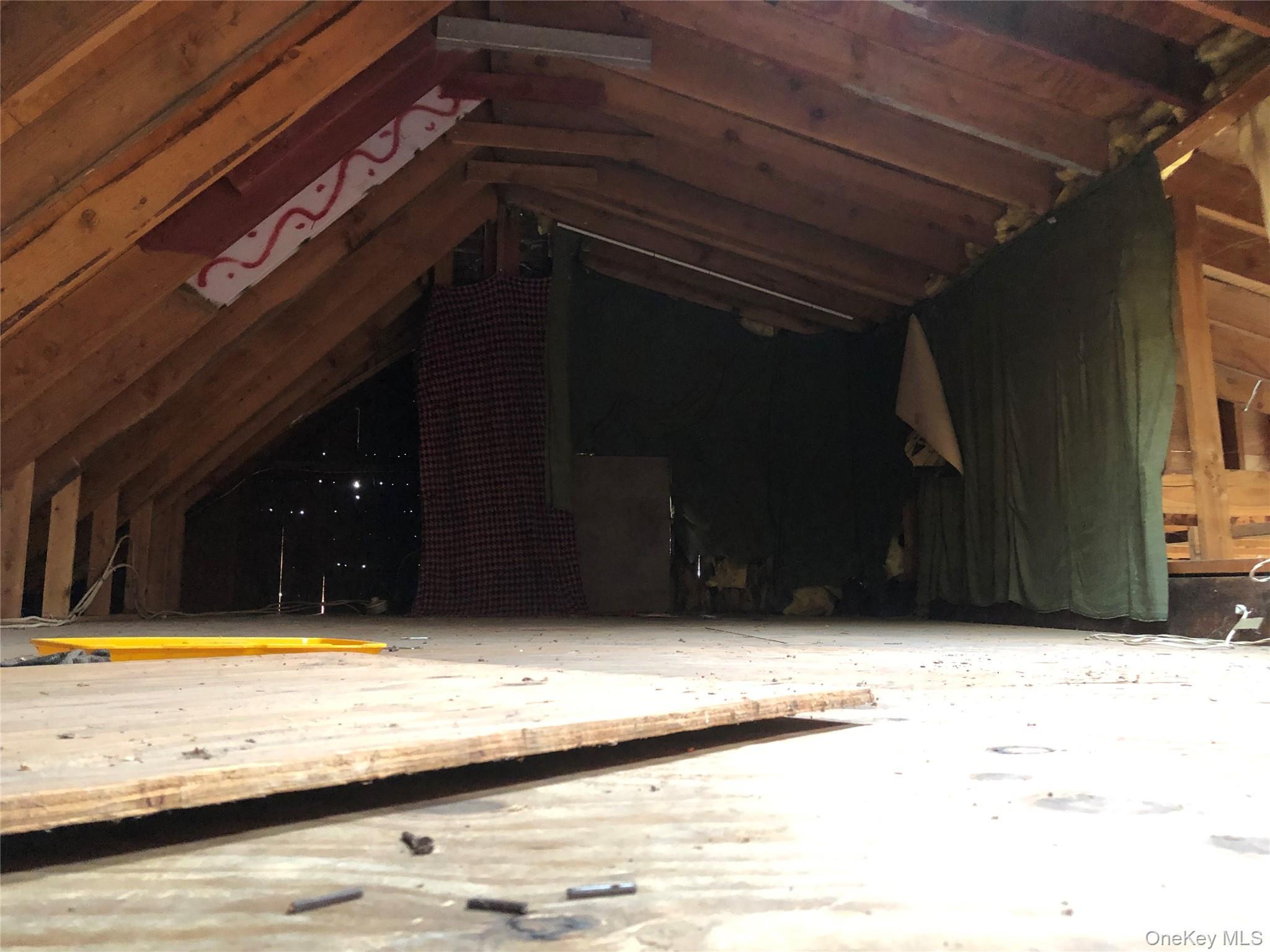 Single Family Northern Nassau County, NY 11576, MLS-922036-28