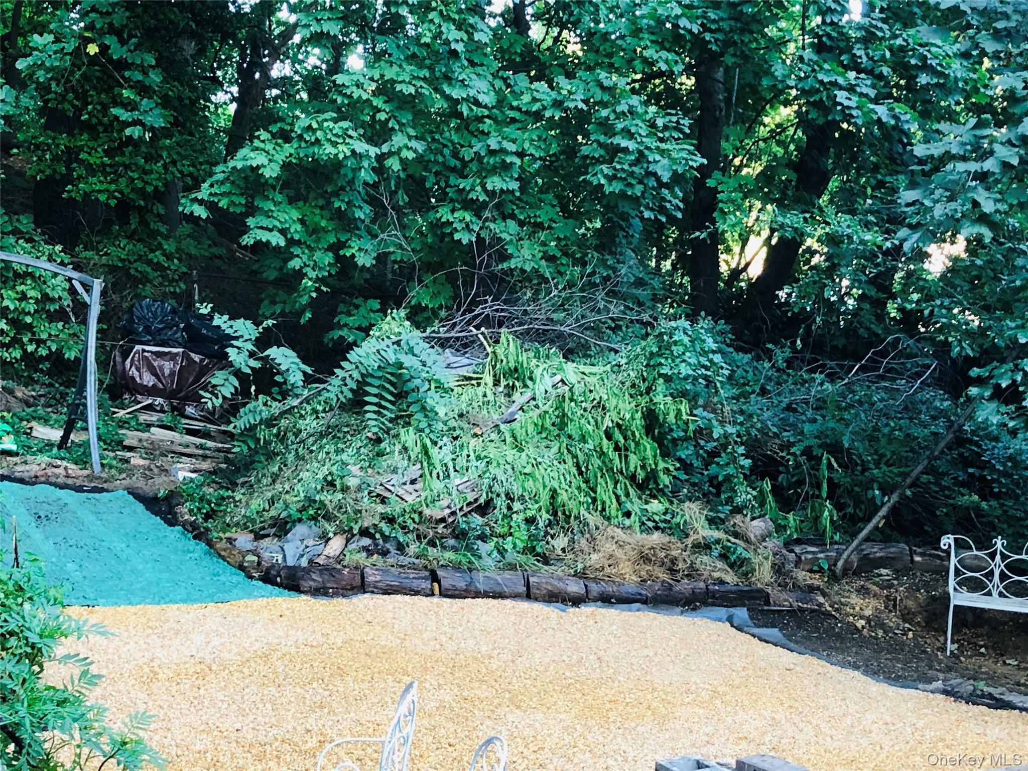 Single Family Northern Nassau County, NY 11576, MLS-922036-4