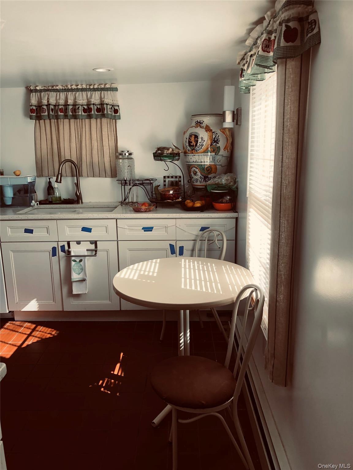 Single Family Northern Nassau County, NY 11576, MLS-922036-8