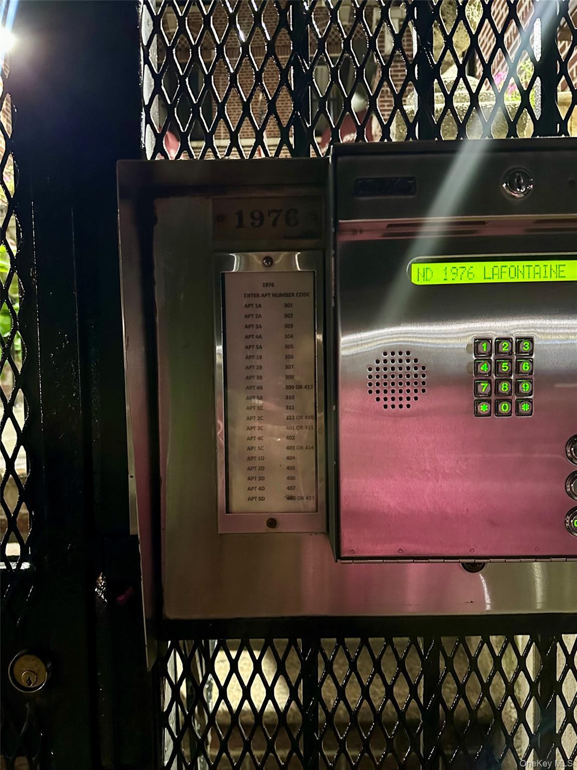 Coop Lafontaine  Bronx, NY 10457, MLS-922052-20