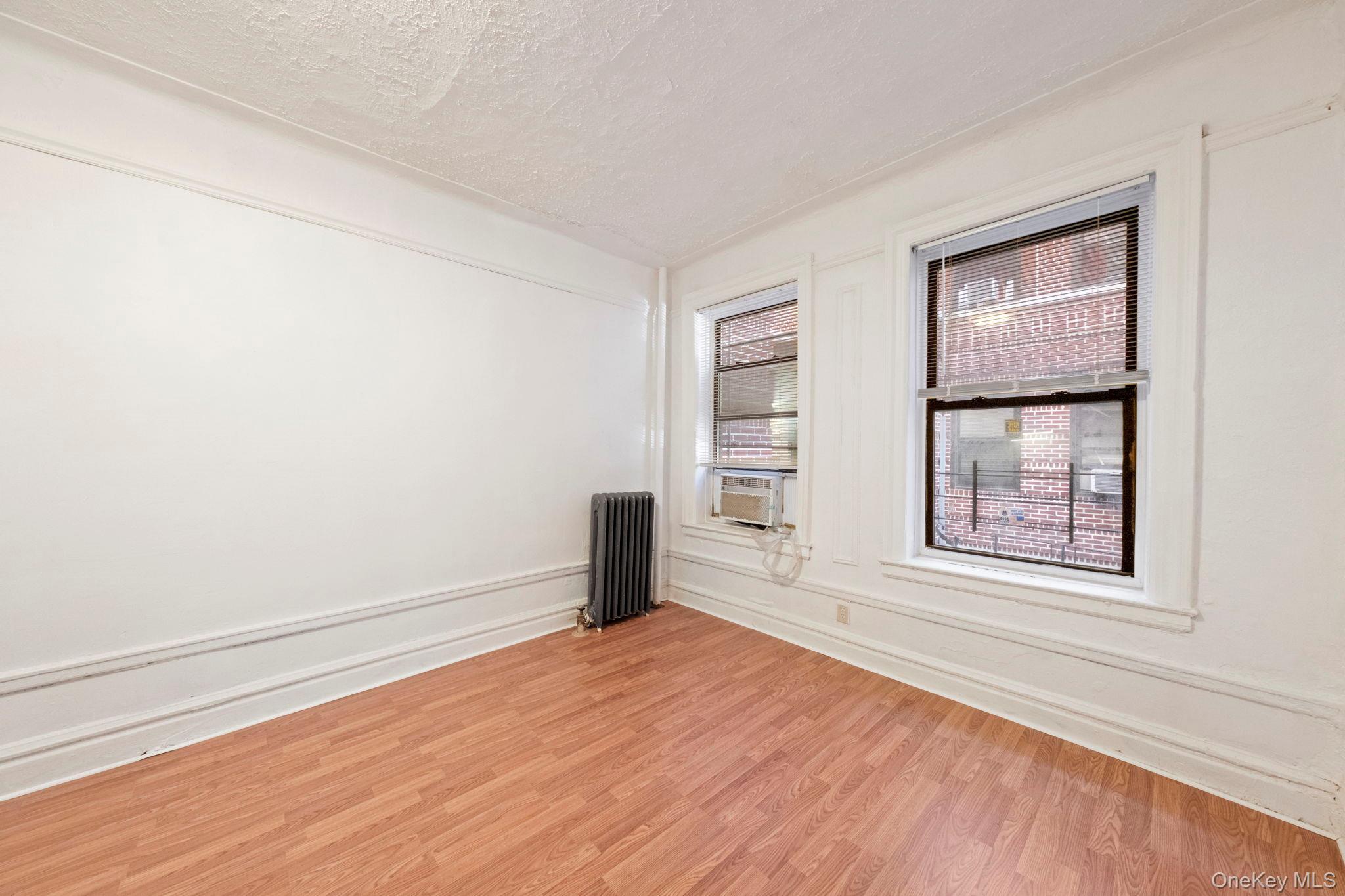 Coop Lafontaine  Bronx, NY 10457, MLS-922052-9