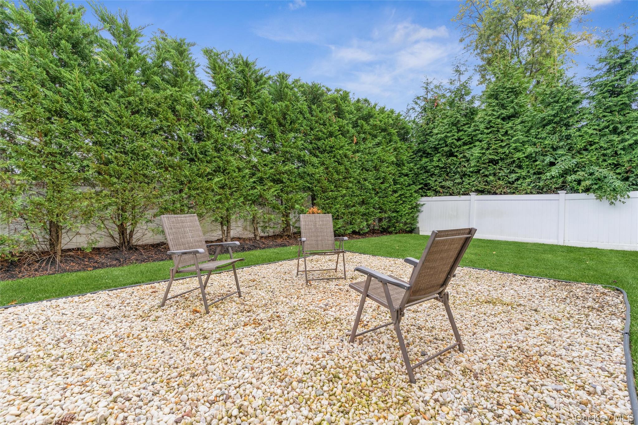 Single Family Channon Nassau County, NY 11557, MLS-922071-14