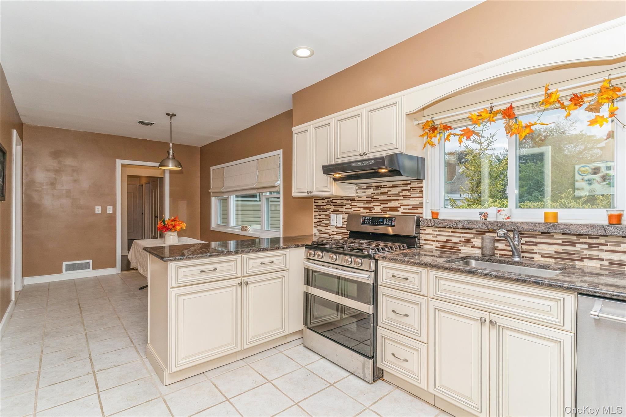 Single Family Channon Nassau County, NY 11557, MLS-922071-19