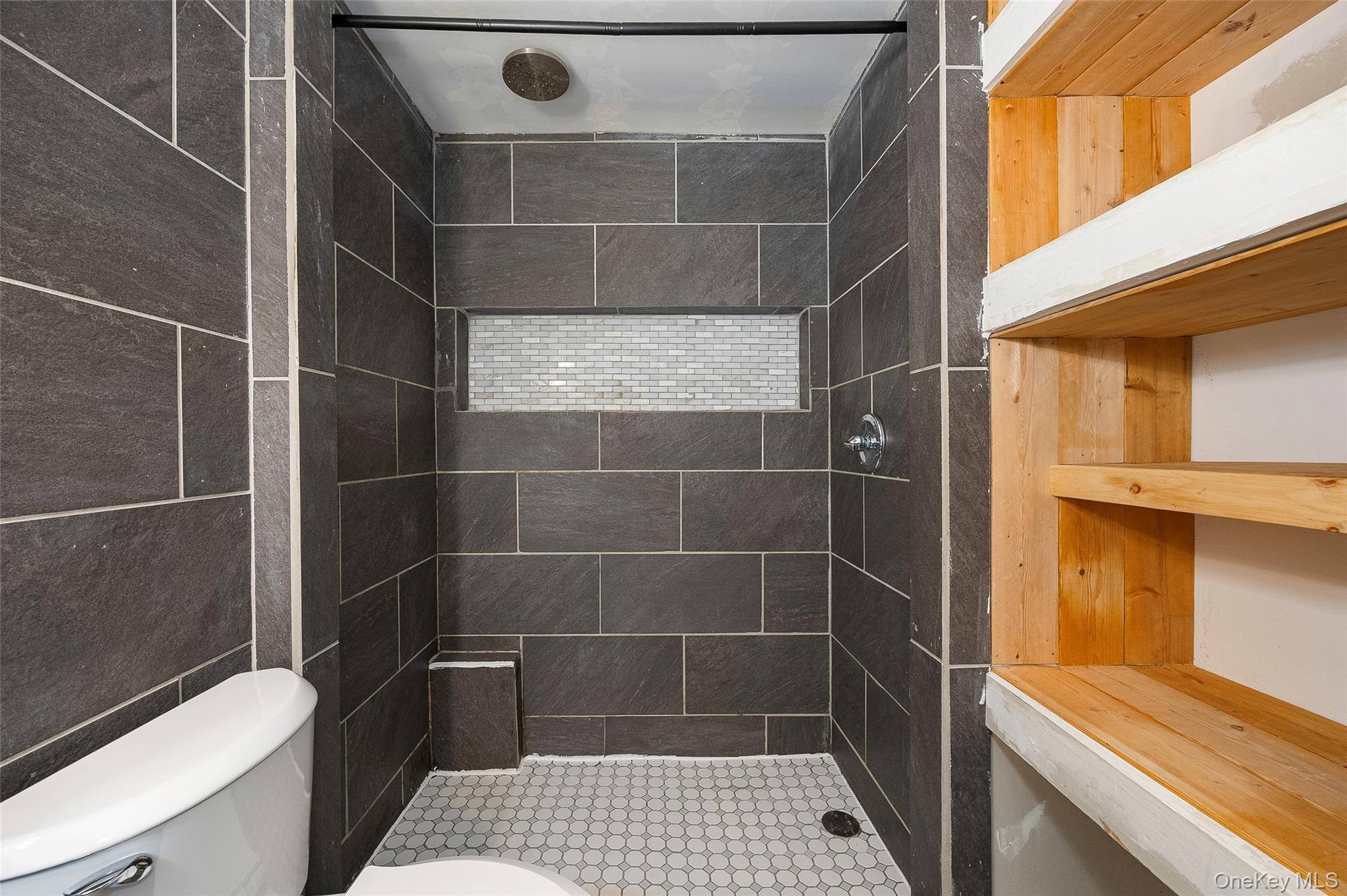 Single Family Sunny Brook Ulster County, NY 12528, MLS-922084-17