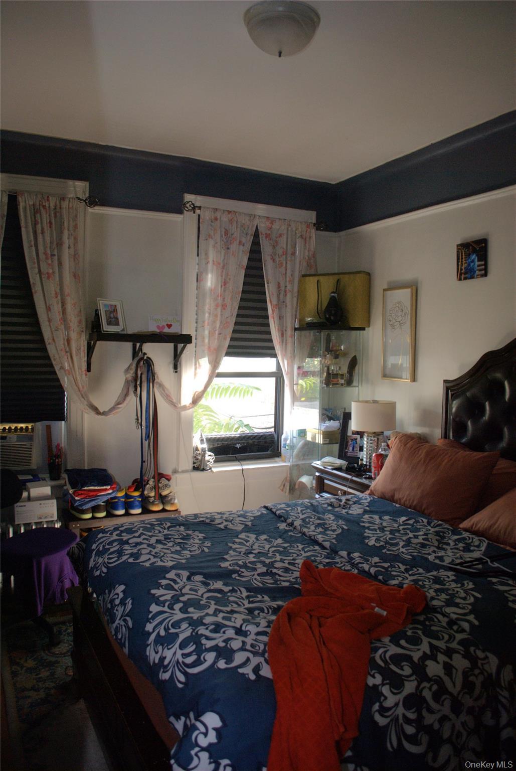 Commercial Sale Avenue D Brooklyn, NY 11203, MLS-922090-16