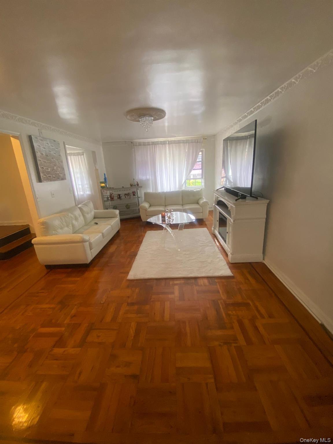 Single Family Mickle  Bronx, NY 10469, MLS-922092-17