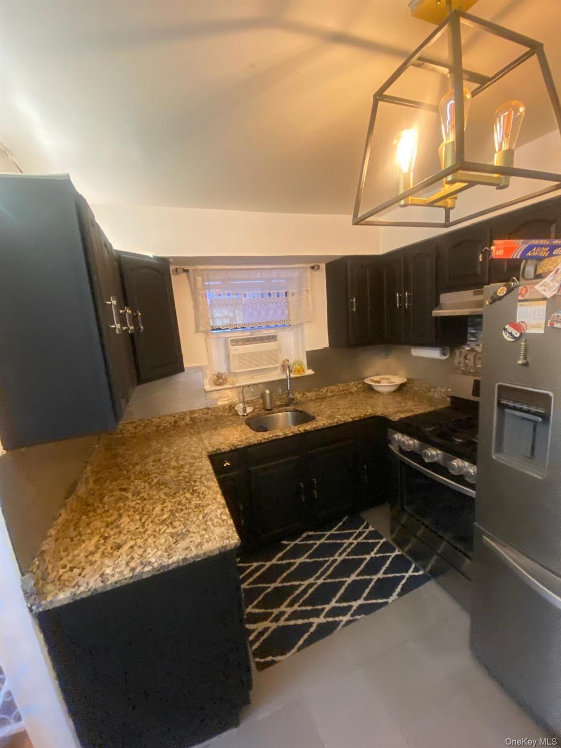 Single Family Mickle  Bronx, NY 10469, MLS-922092-5