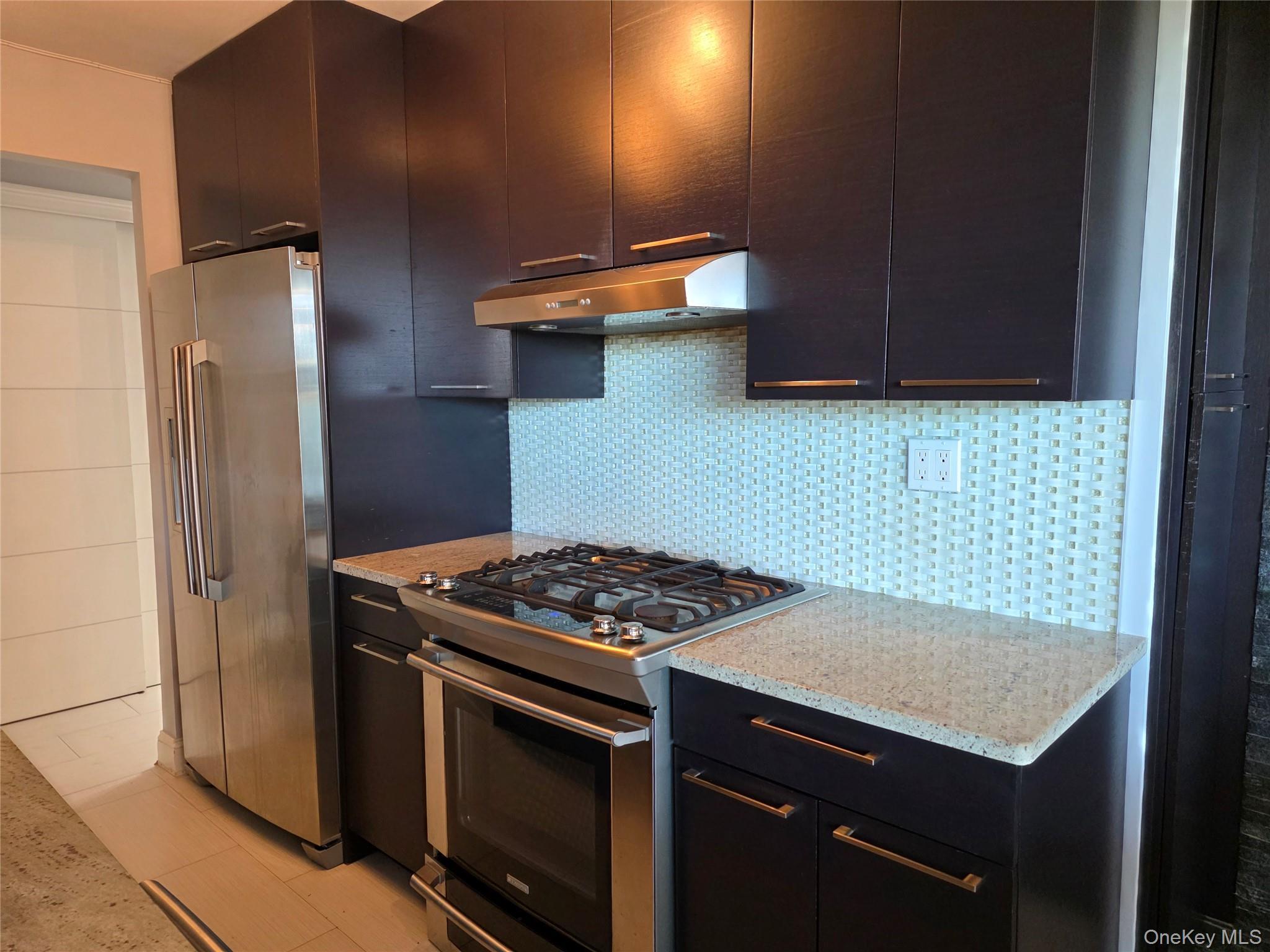 Coop 215th  Queens, NY 11360, MLS-922096-4