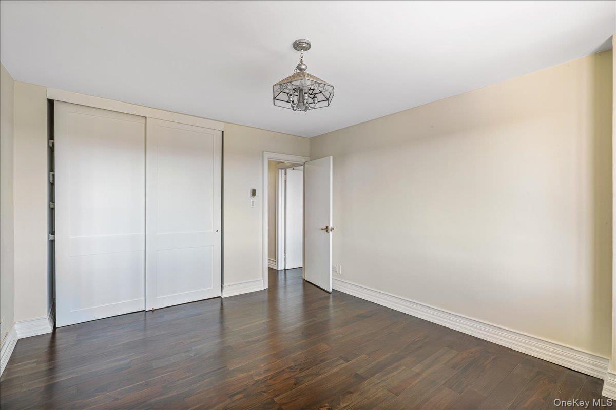 Coop 215th  Queens, NY 11360, MLS-922106-11