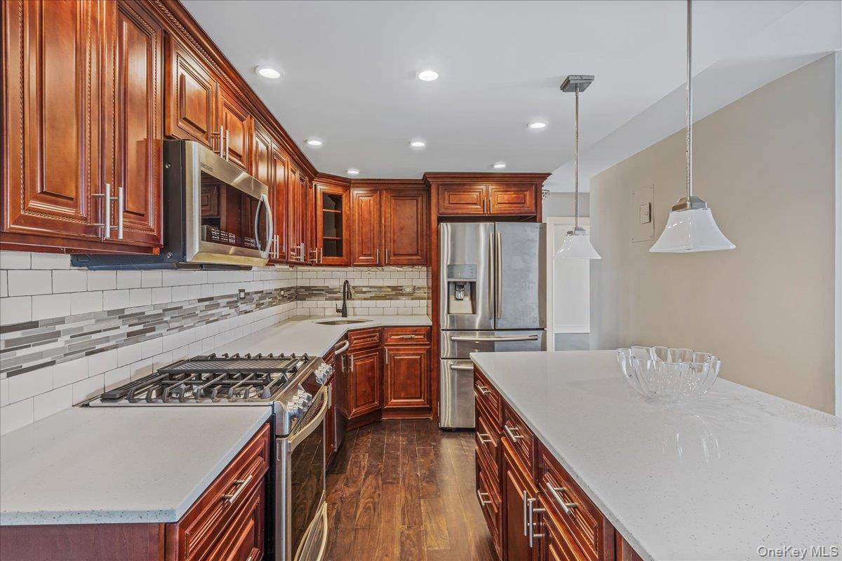 Coop 215th  Queens, NY 11360, MLS-922106-2