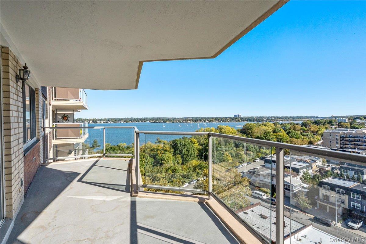 Coop 215th  Queens, NY 11360, MLS-922106-5