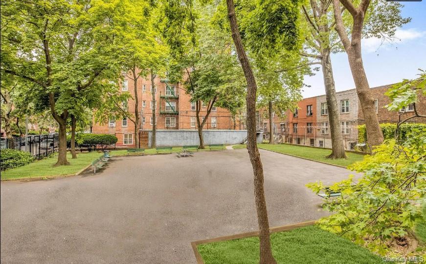 Coop Thieriot  Bronx, NY 10460, MLS-922120-19