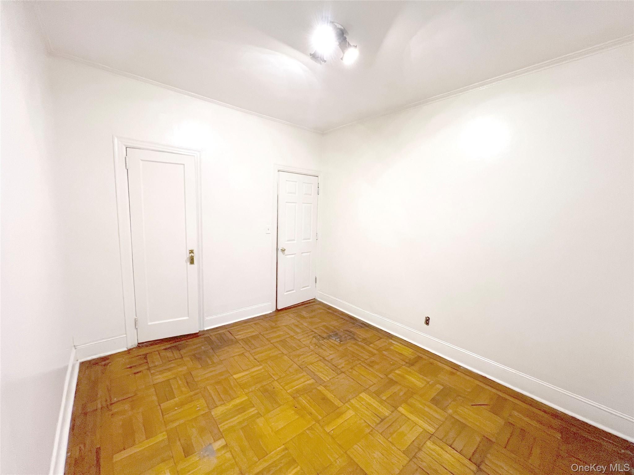 Single Family Avenue A  Brooklyn, NY 11236, MLS-922131-4