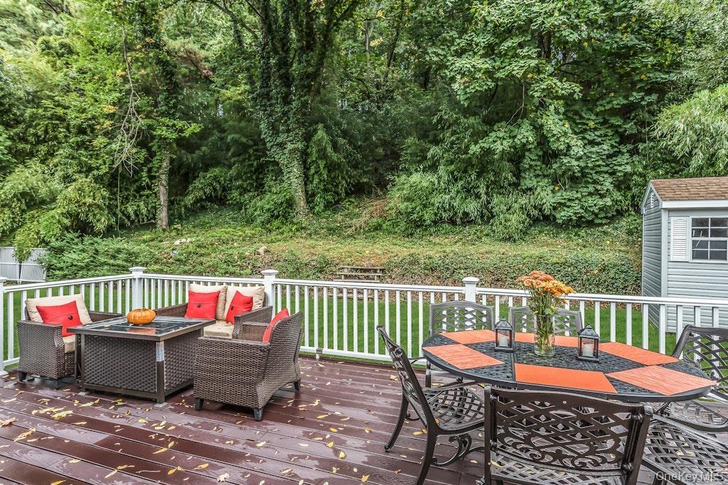 Single Family Soundview Nassau County, NY 11050, MLS-922134-26