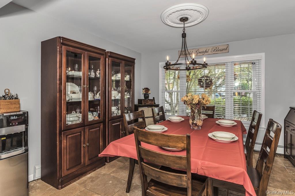 Single Family Soundview Nassau County, NY 11050, MLS-922134-7