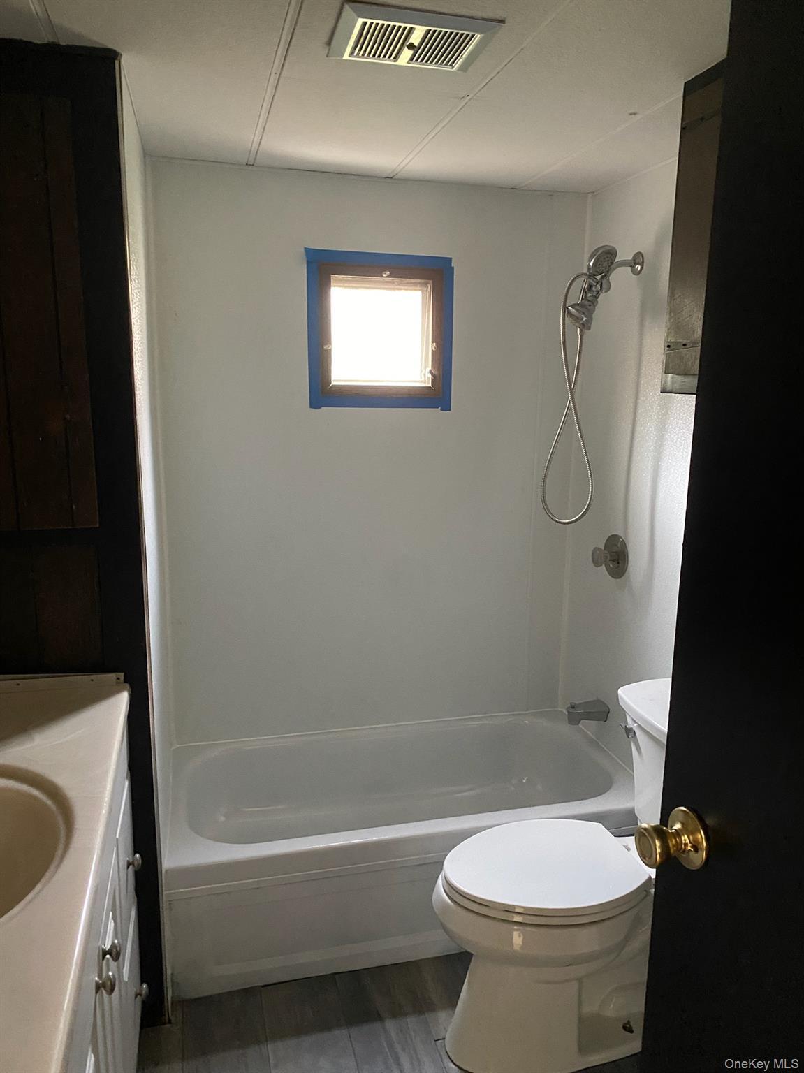 Single Family Old Country Road Suffolk County, NY 11901, MLS-922155-12