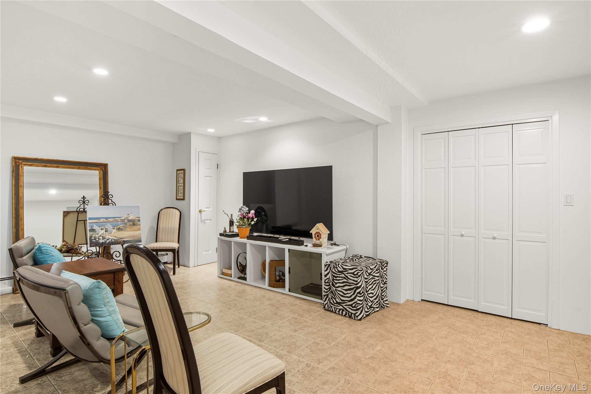 Single Family Mohring Bay Nassau County, NY 11709, MLS-922169-32