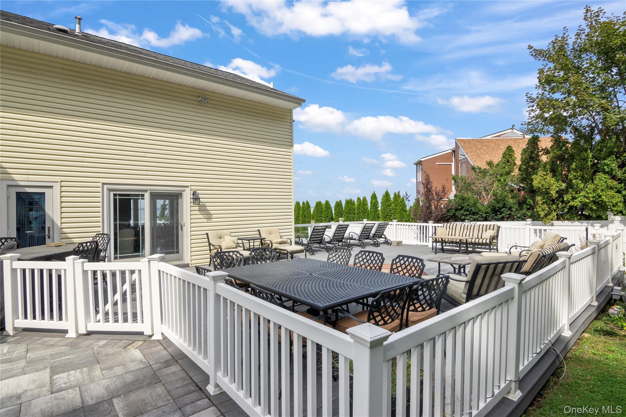 Single Family Mohring Bay Nassau County, NY 11709, MLS-922169-35