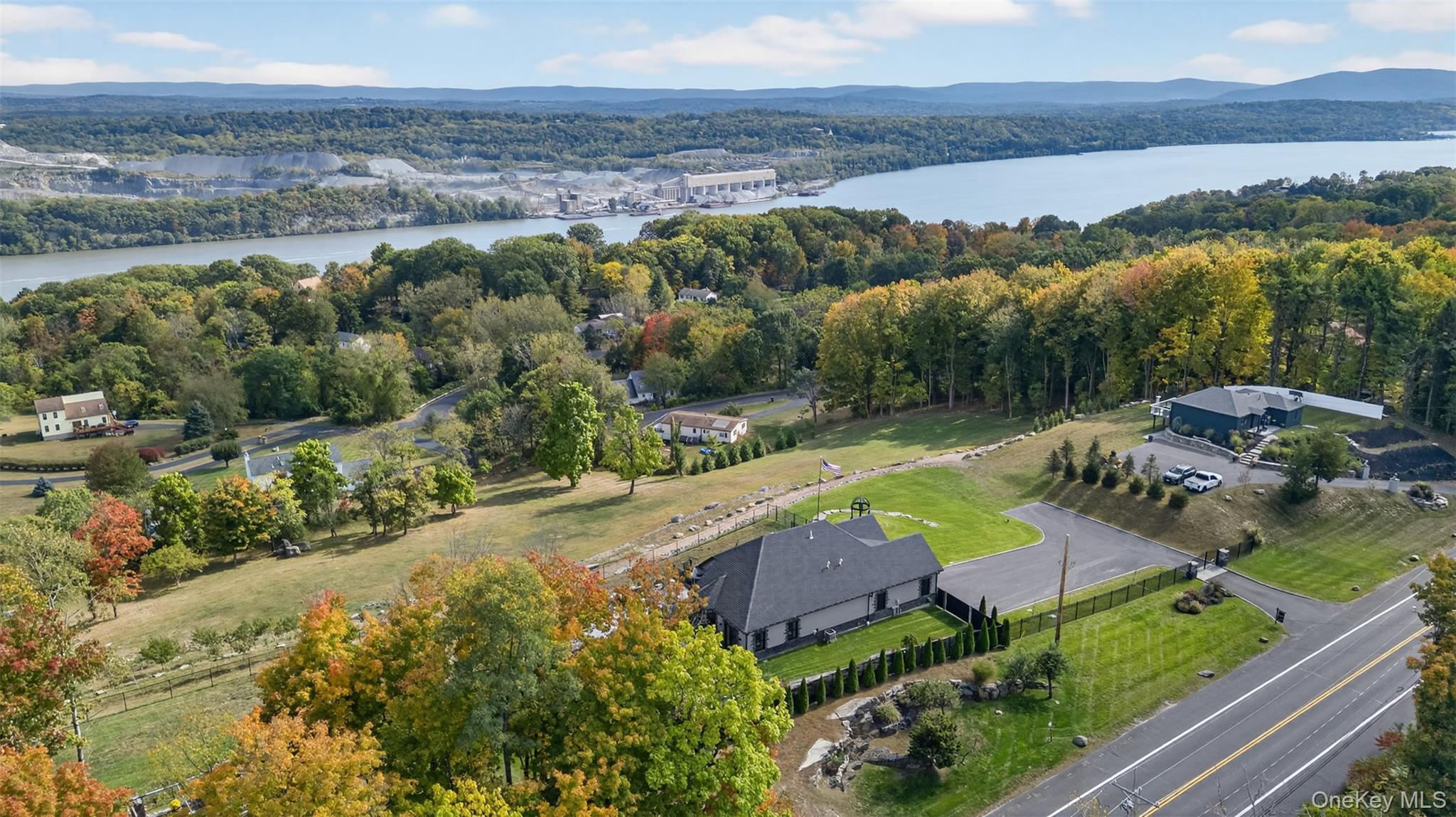 Single Family Route 9w Ulster County, NY 12542, MLS-922181-44