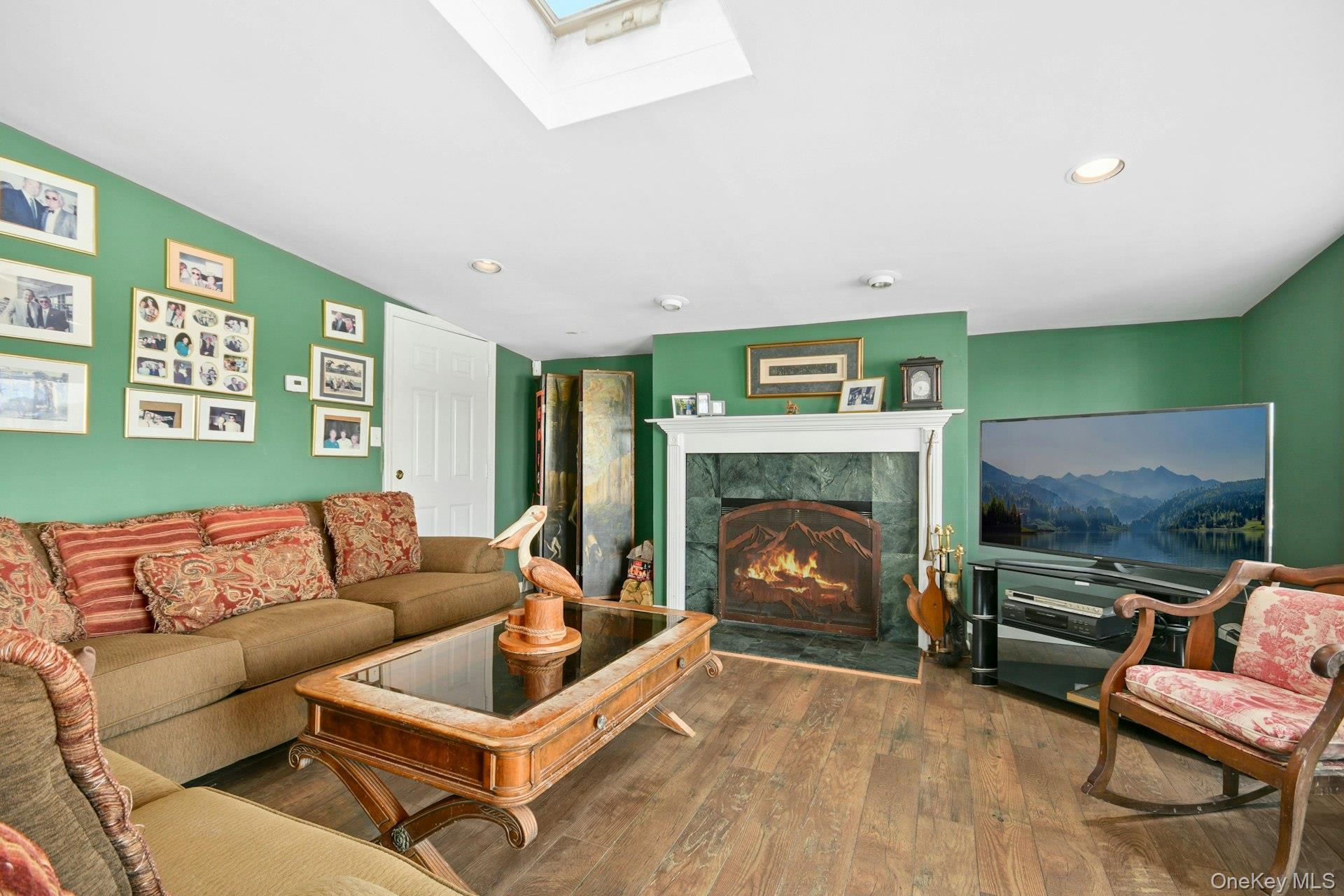 Single Family Connetquot  Suffolk County, NY 11769, MLS-922186-13