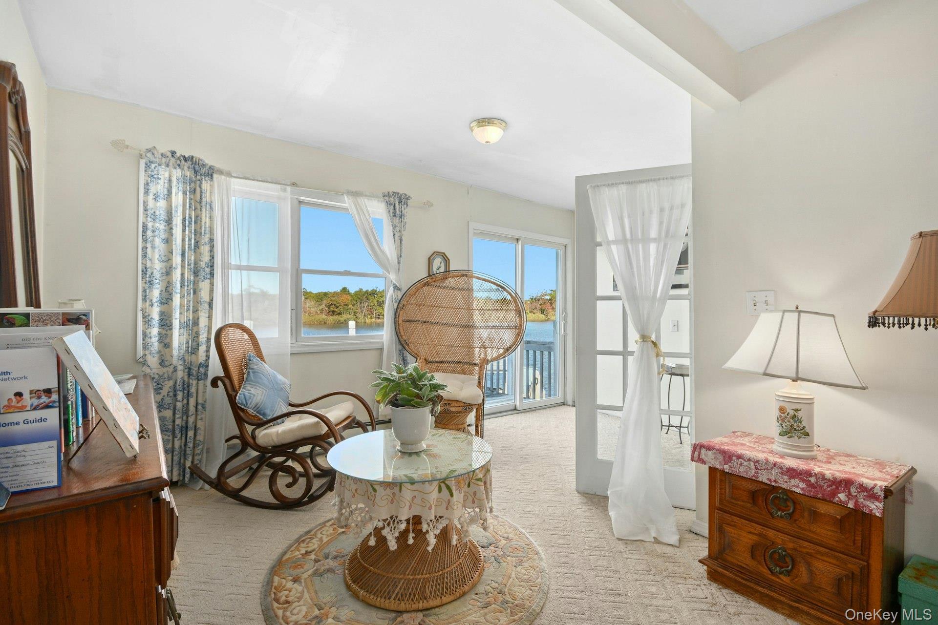 Single Family Connetquot  Suffolk County, NY 11769, MLS-922186-16