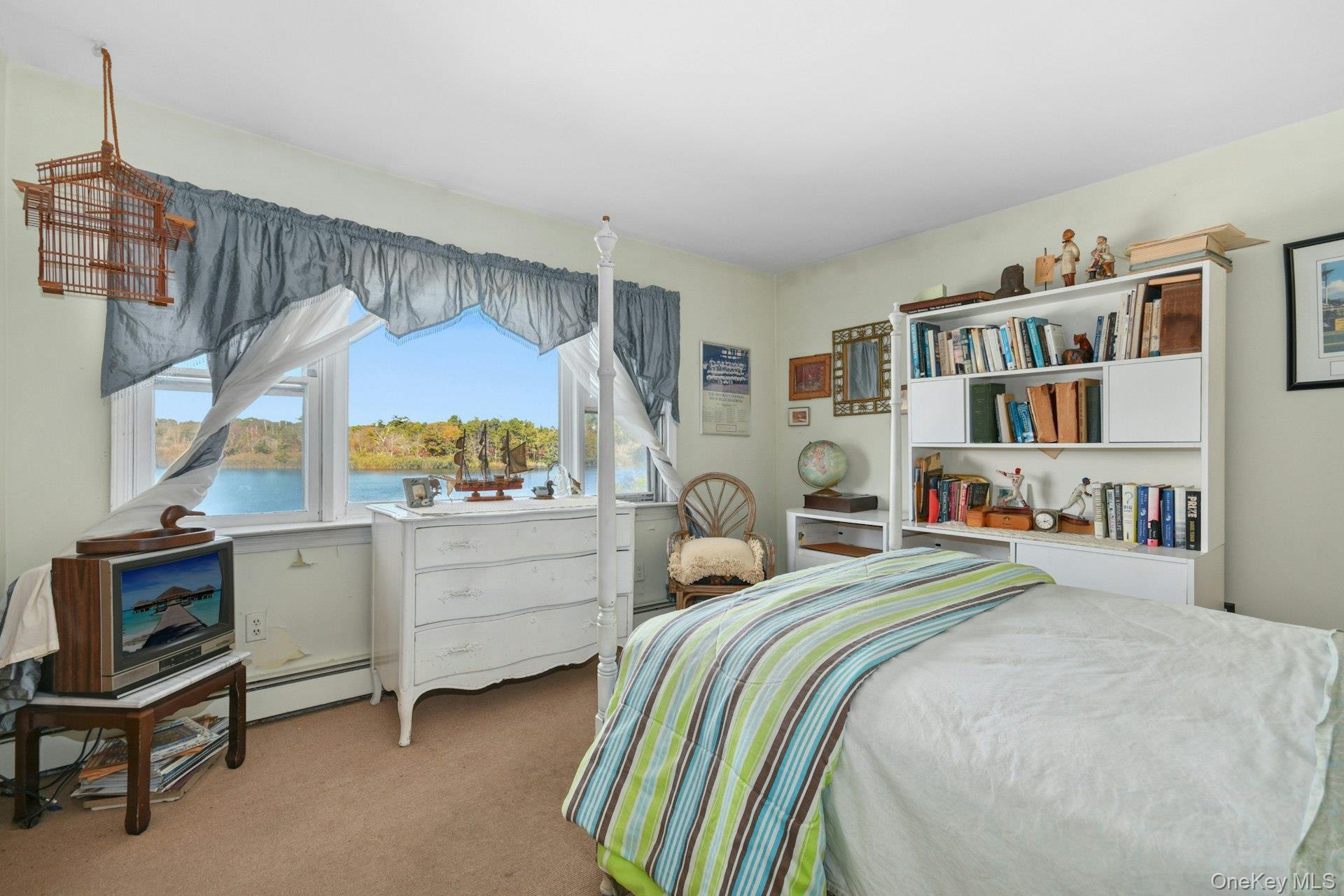 Single Family Connetquot  Suffolk County, NY 11769, MLS-922186-21