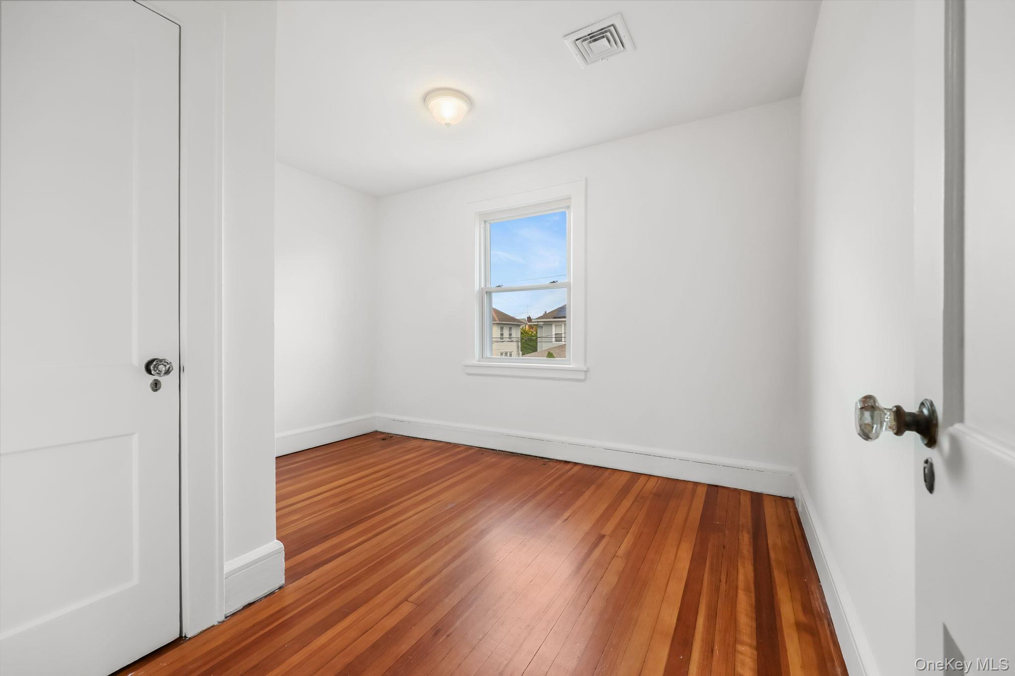 Single Family Rhodes  Westchester County, NY 10801, MLS-922187-15