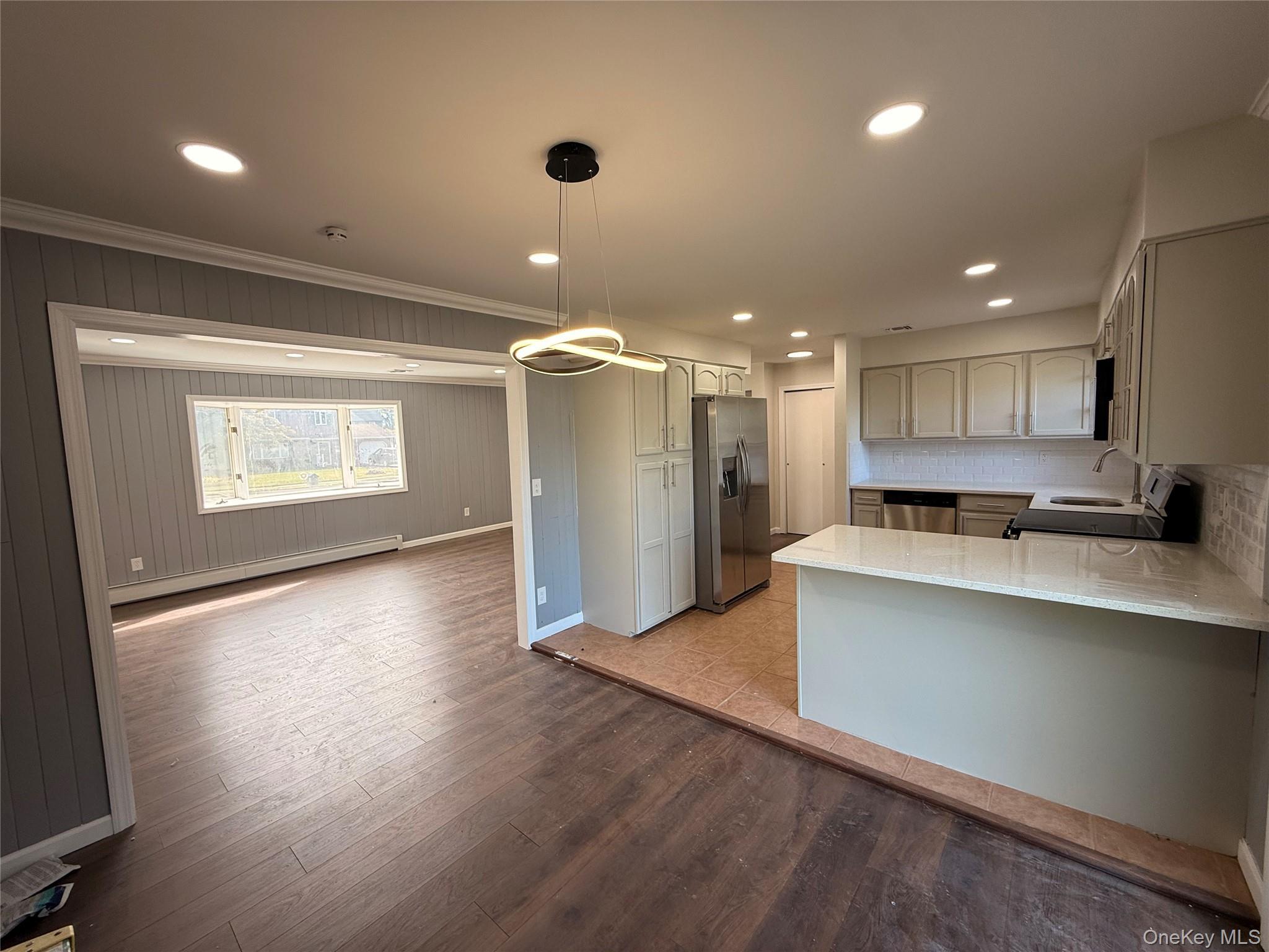 Single Family 2nd Suffolk County, NY 11722, MLS-922199-9