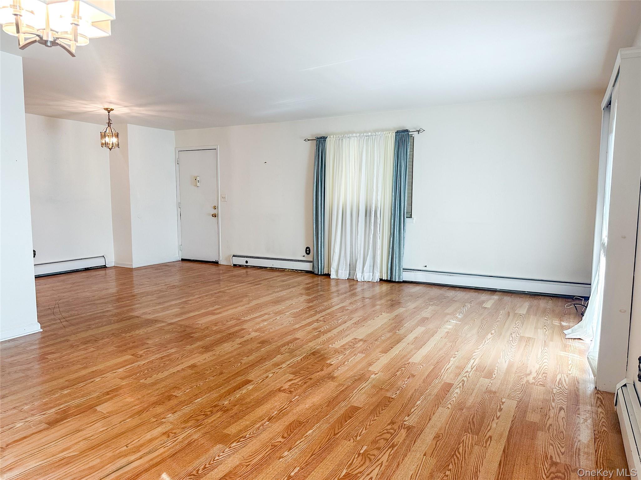 Condo Granada  Westchester County, NY 10603, MLS-922204-8