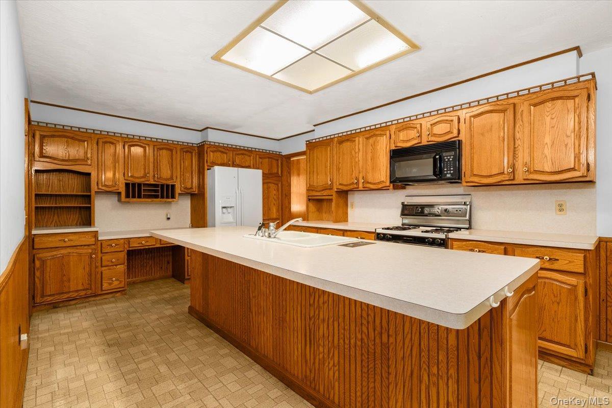 Single Family Big Island  Orange County, NY 10921, MLS-922219-13