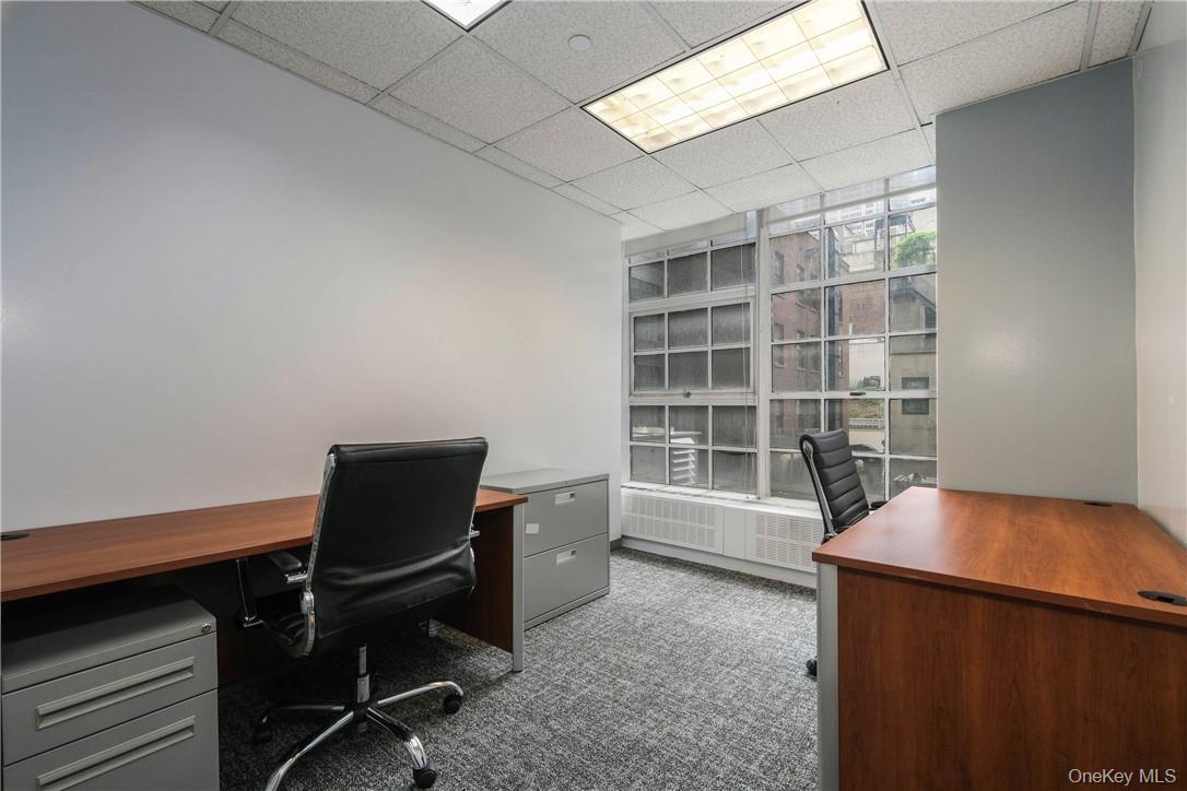 Commercial Lease Avenue Of Americas  Manhattan, NY 10019, MLS-922223-15