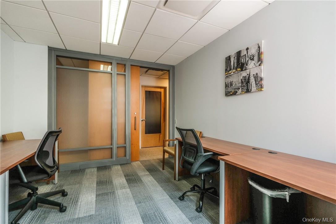 Commercial Lease Avenue Of Americas  Manhattan, NY 10020, MLS-922226-14