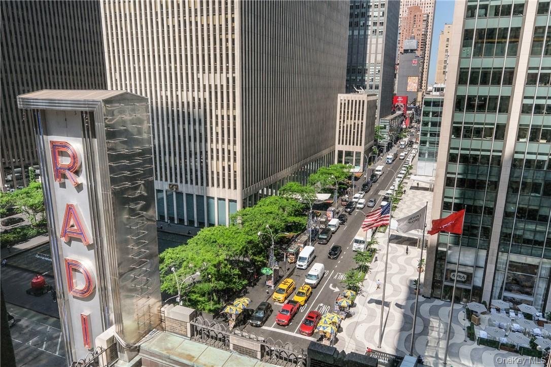 Commercial Lease Avenue Of Americas  Manhattan, NY 10020, MLS-922226-7