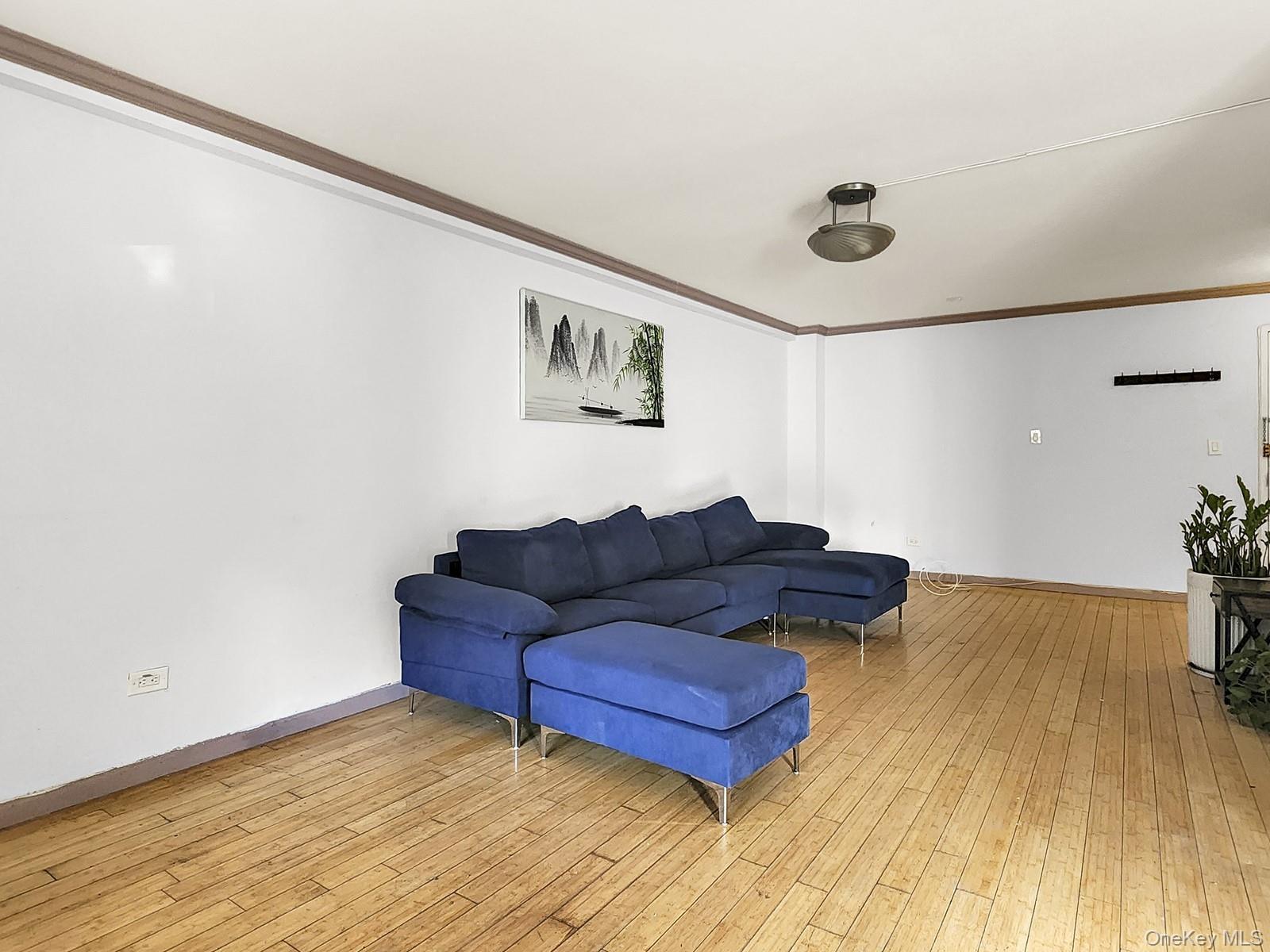 Condo 34th  Queens, NY 11354, MLS-922236-2